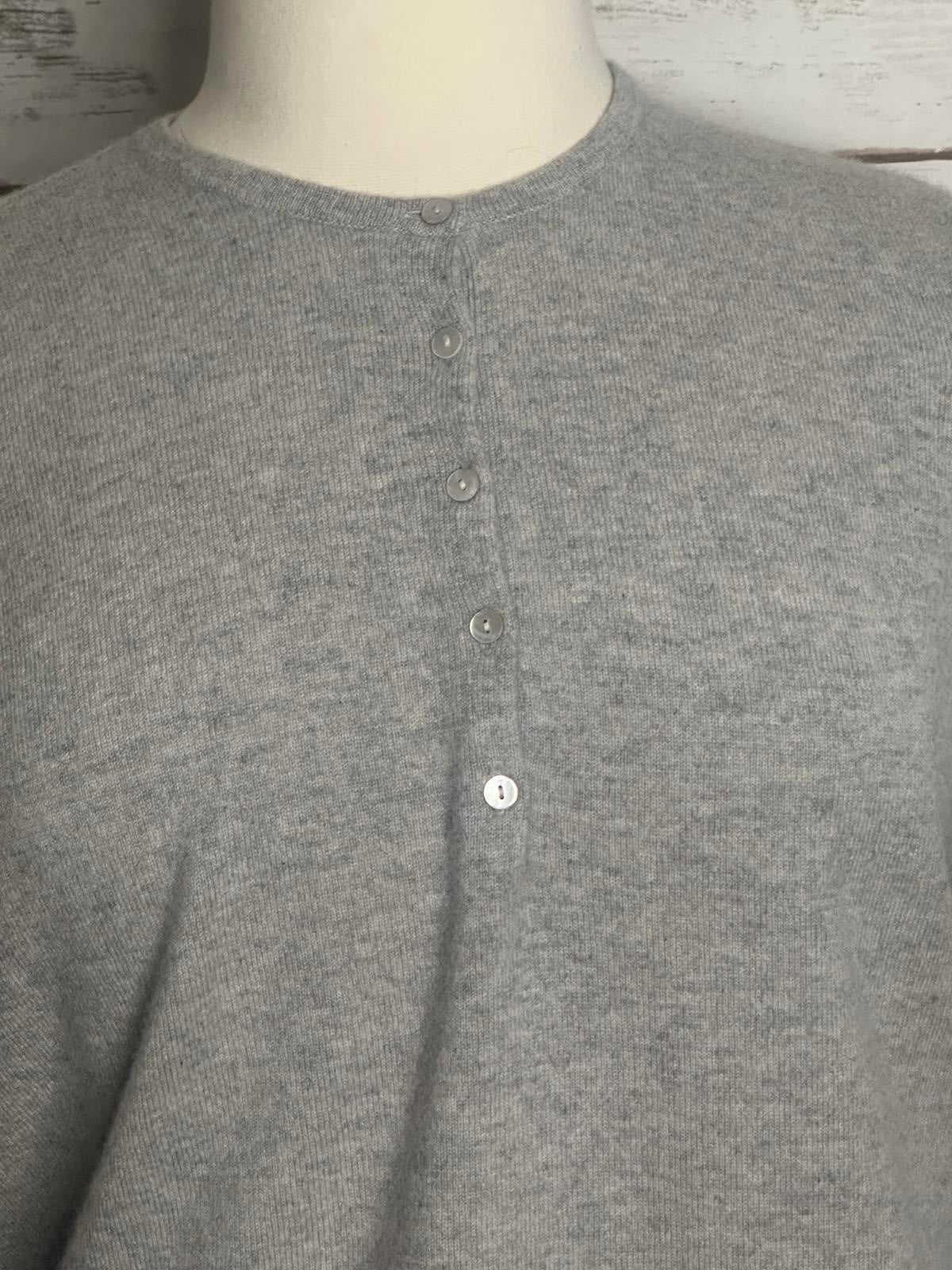 Lands' End classic grey cashmere 3/4 sleeve knit henley-style sweater Size XL