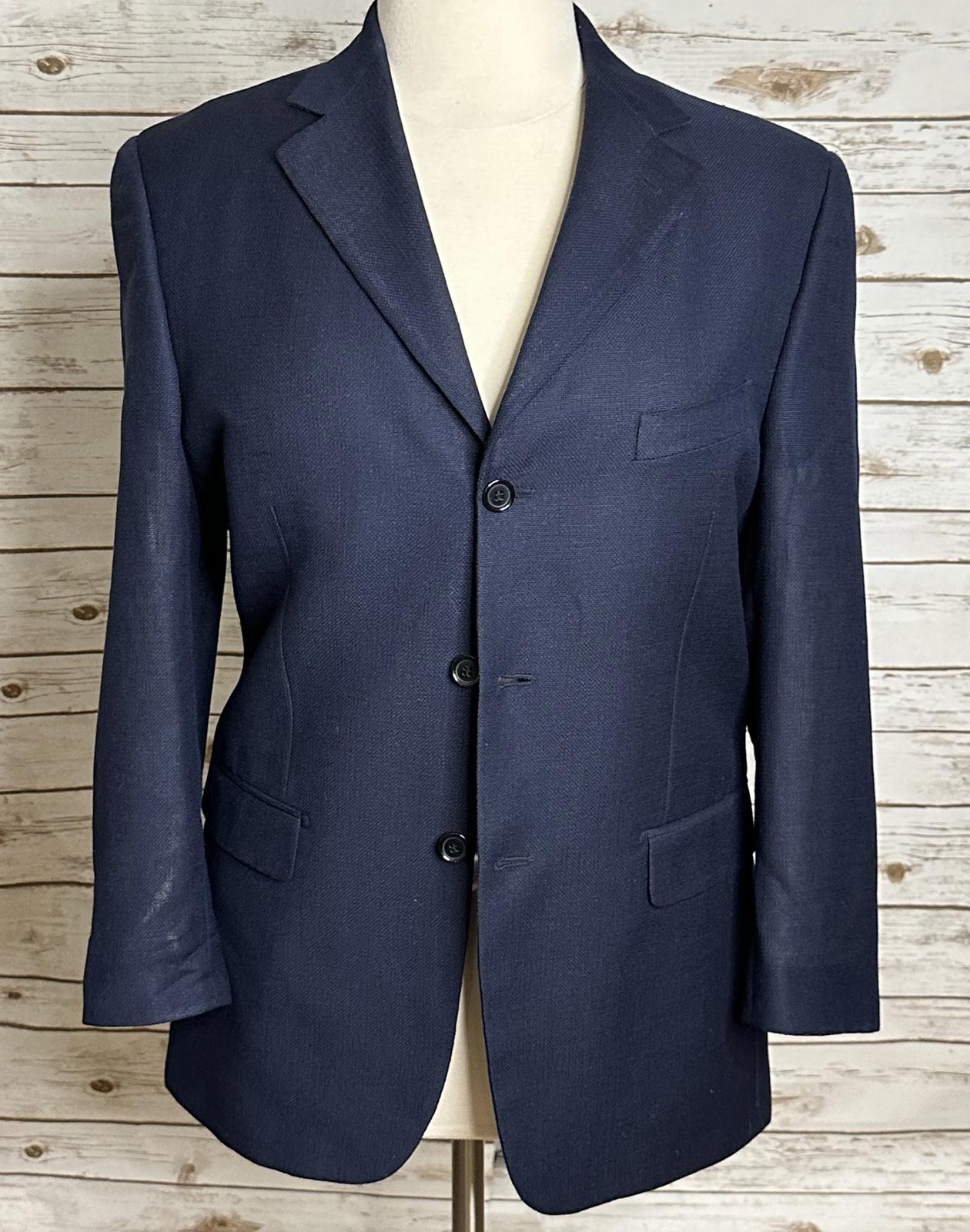 Classic navy Italian wool single-breasted 3-button blazer/sportscoat Size 52