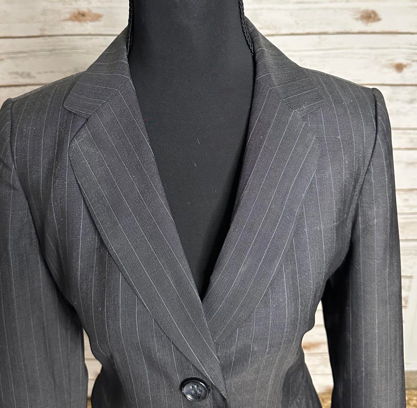 Ann Taylor Italian classic grey/lt blue wool tailored single breasted blazer 2P