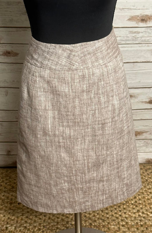 Ann Taylor classic beige textured linen/cotton knee length pencil skirt Size 2
