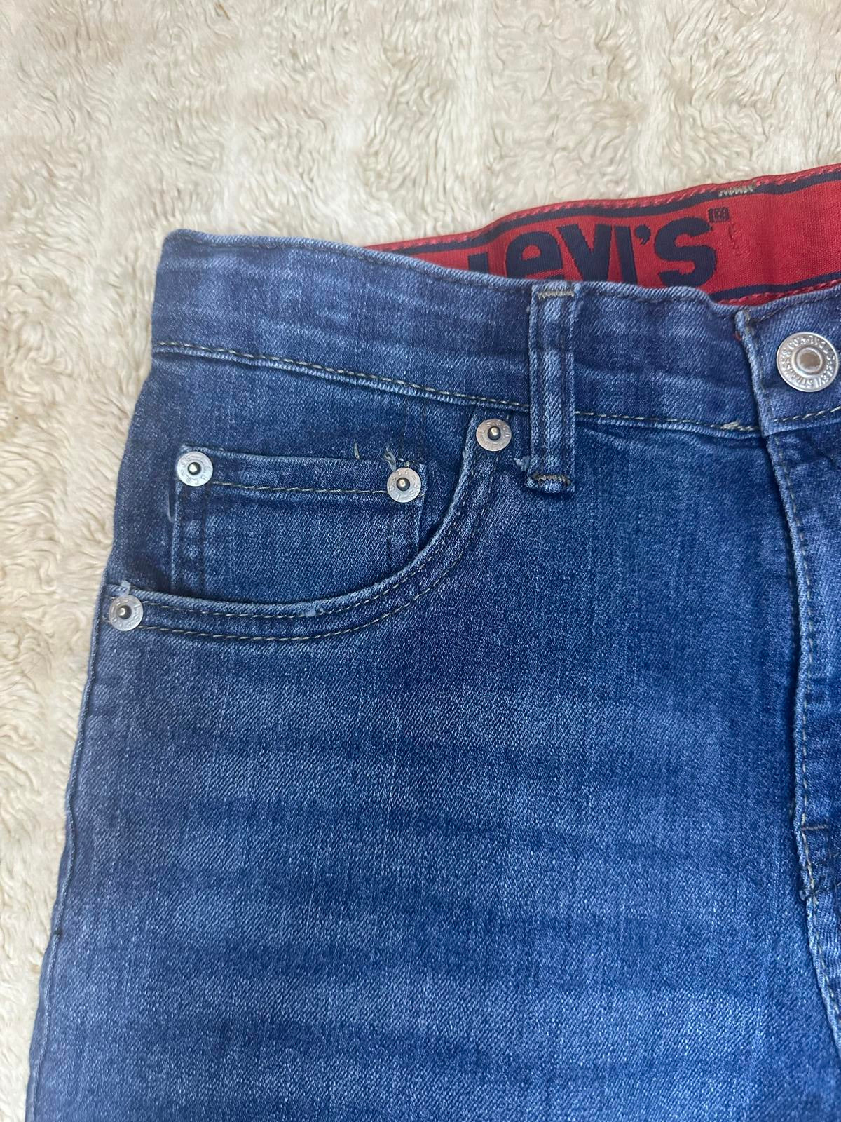 Levi's 511 jeans (27x29) denim medium wash slim fit classic vintage-inspired