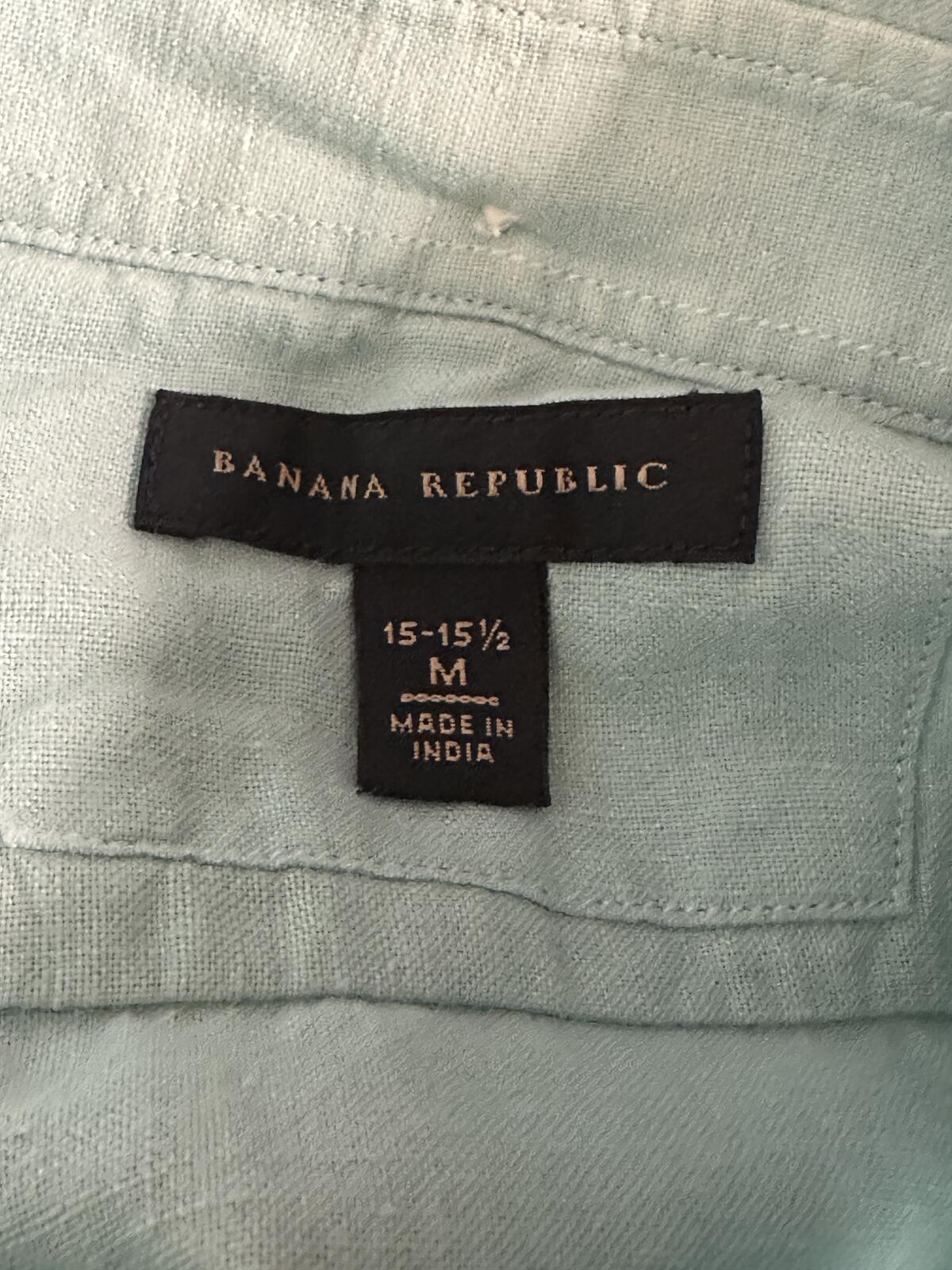 Banana Republic Men's linen-blend button-down shirt Med blue classic coastal