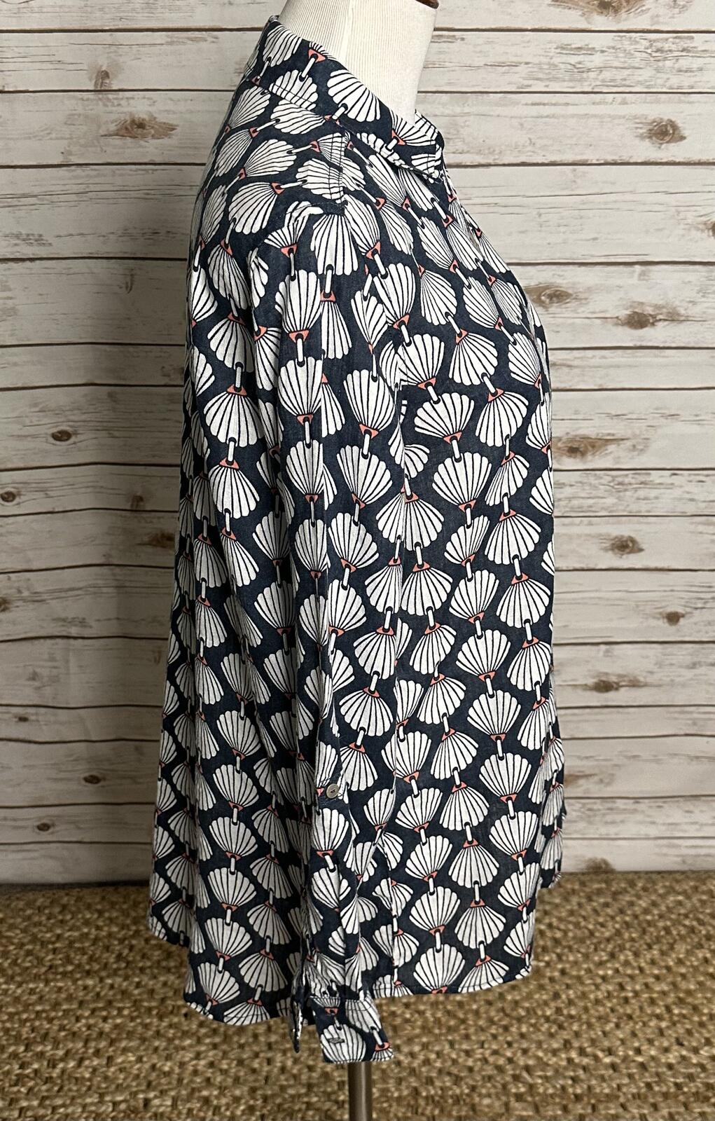Martha Stewart navy/white/coral 100% linen long sleeve button-up shirt Size Med
