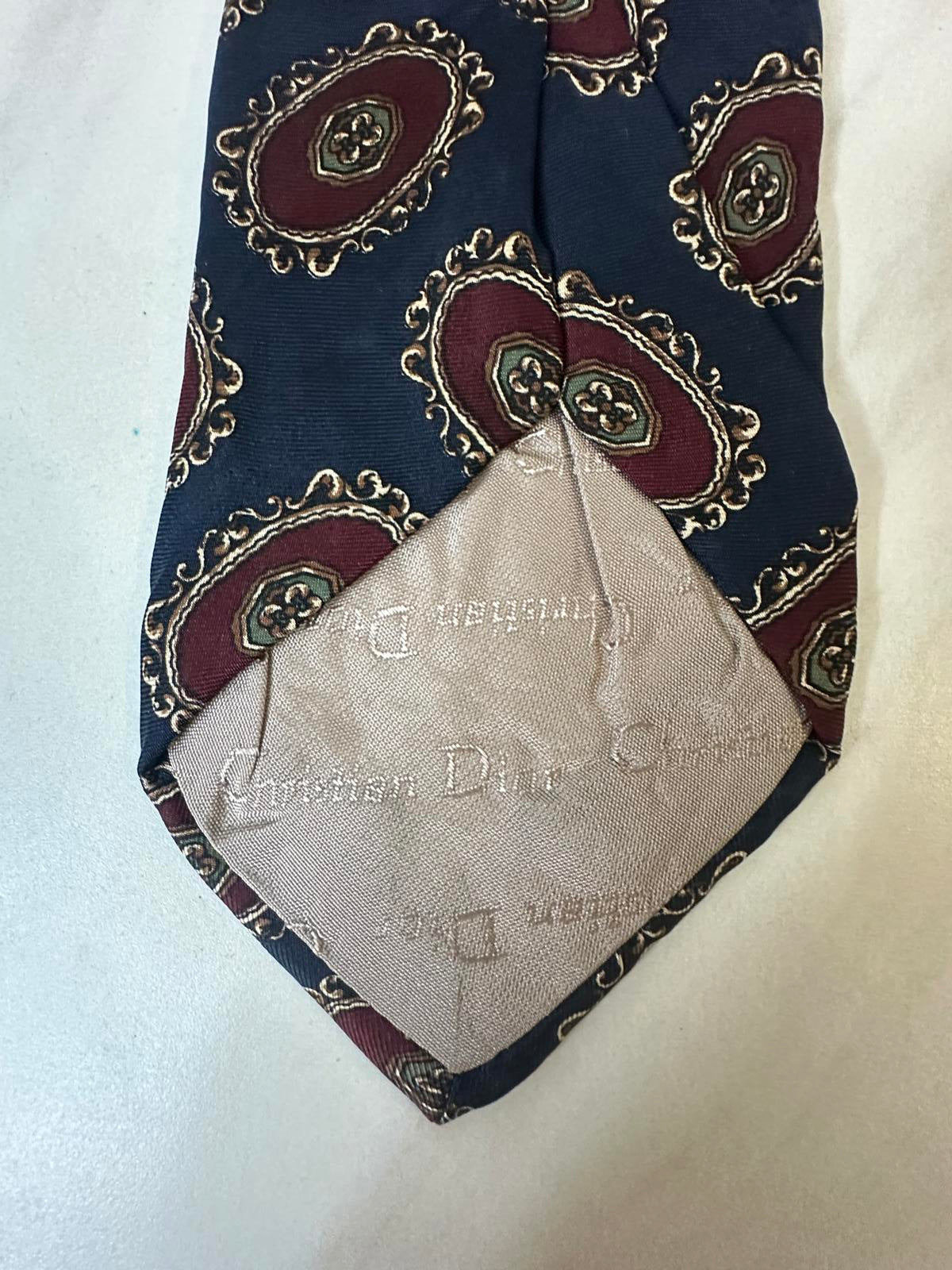 Vintage Christian Dior classic navy/burgundy paisley/medallion silk necktie