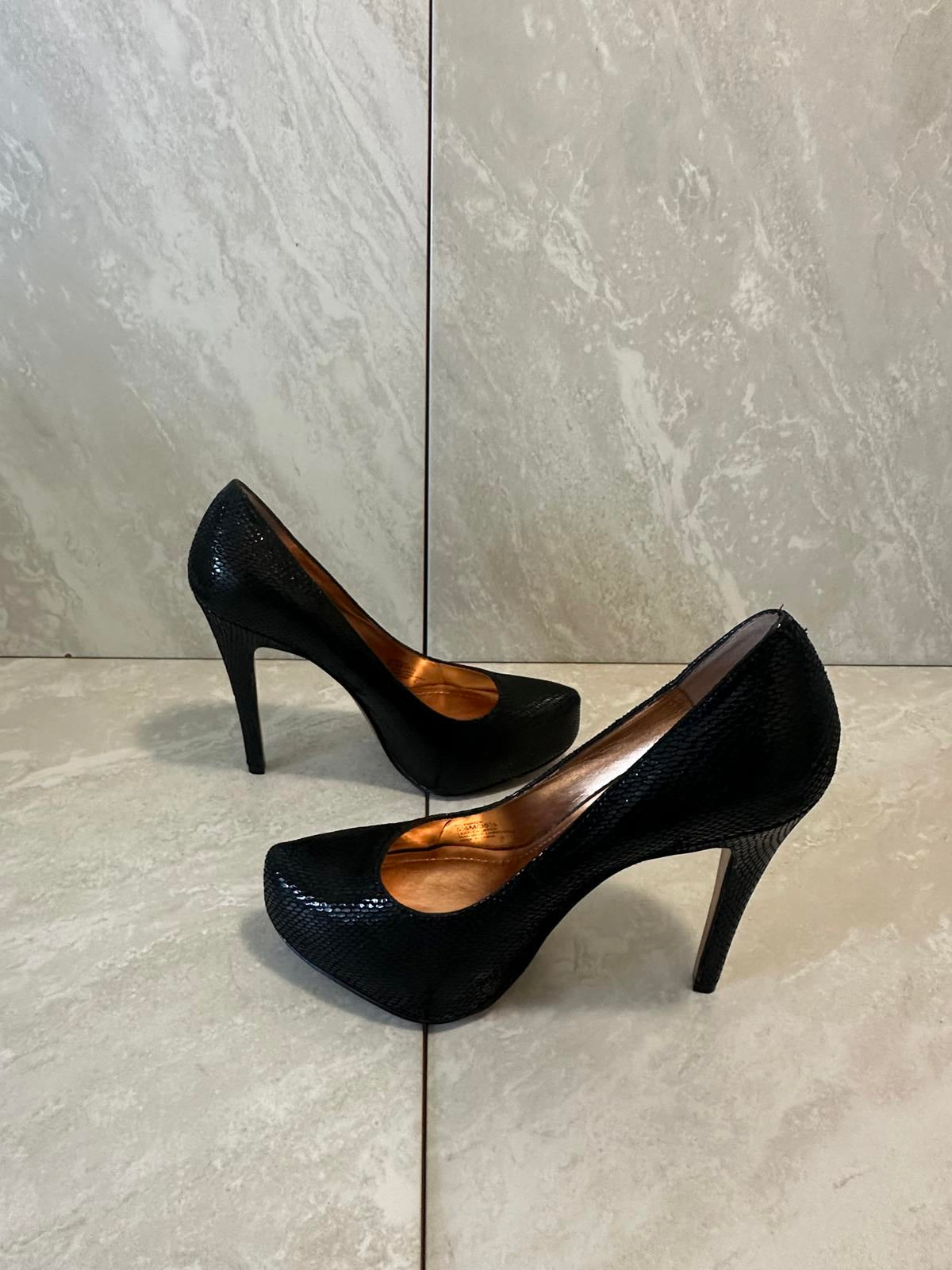 BCBGeneration classic black snake-embossed platform stiletto pumps Size 5.5