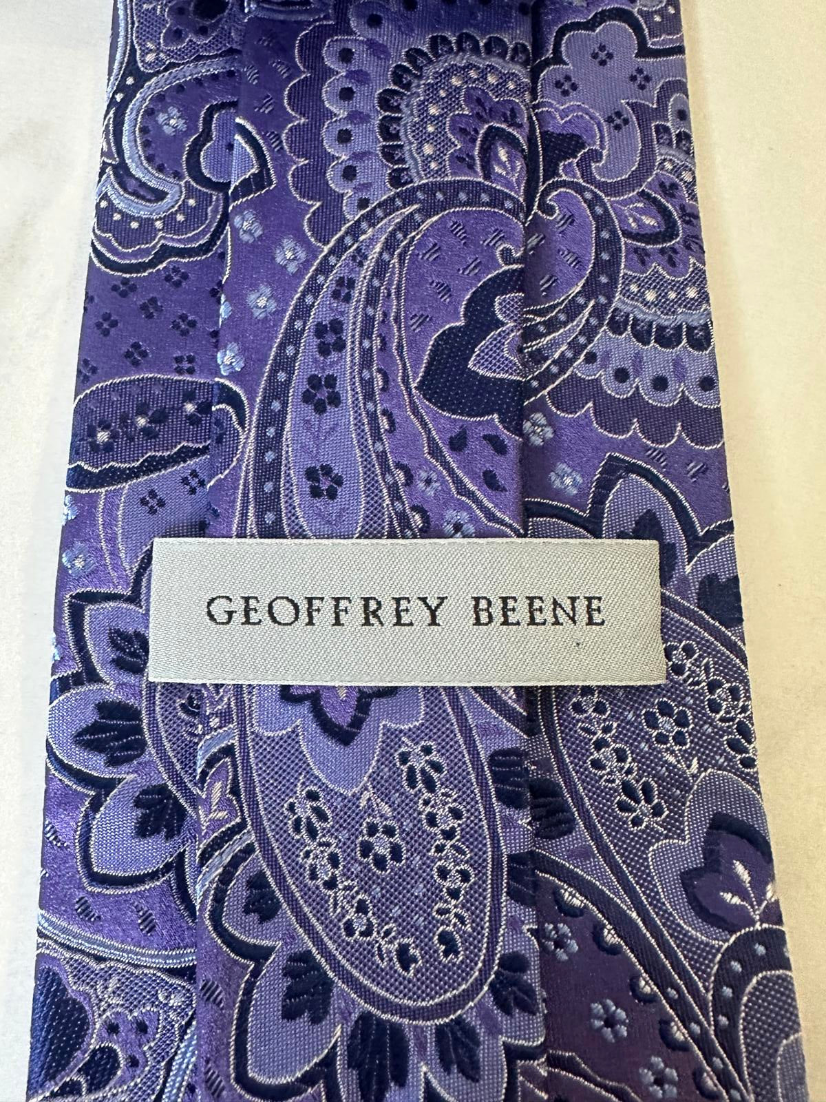 Geoffrey Beene classic corpcore purple paisley/floral silk necktie