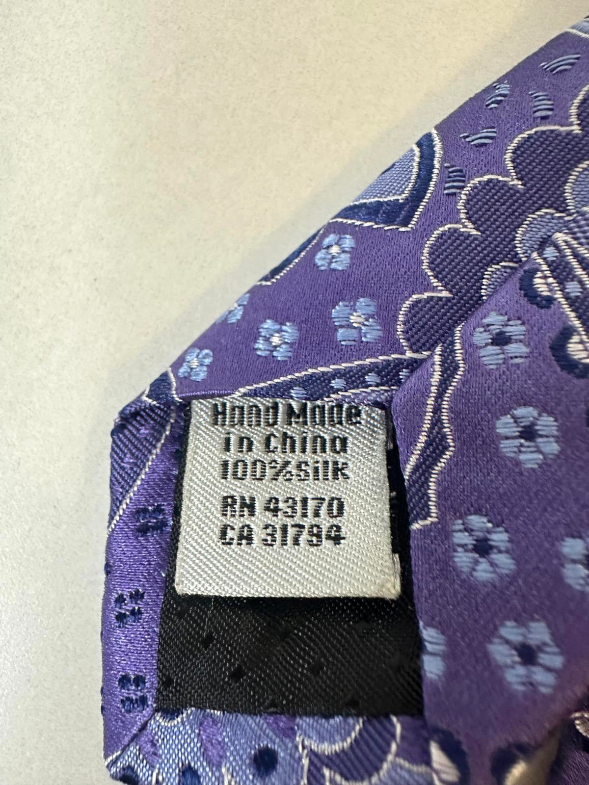 Geoffrey Beene classic corpcore purple paisley/floral silk necktie
