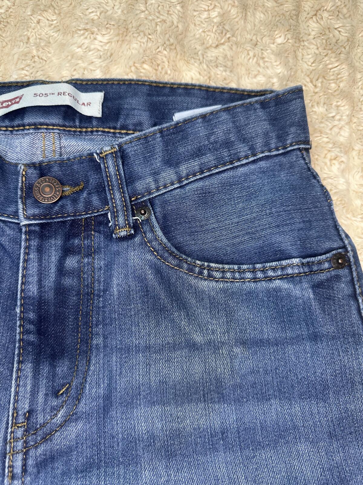 Levi's 505 Regular denim jeans Size 26x26/12 Reg medium wash straight leg unisex