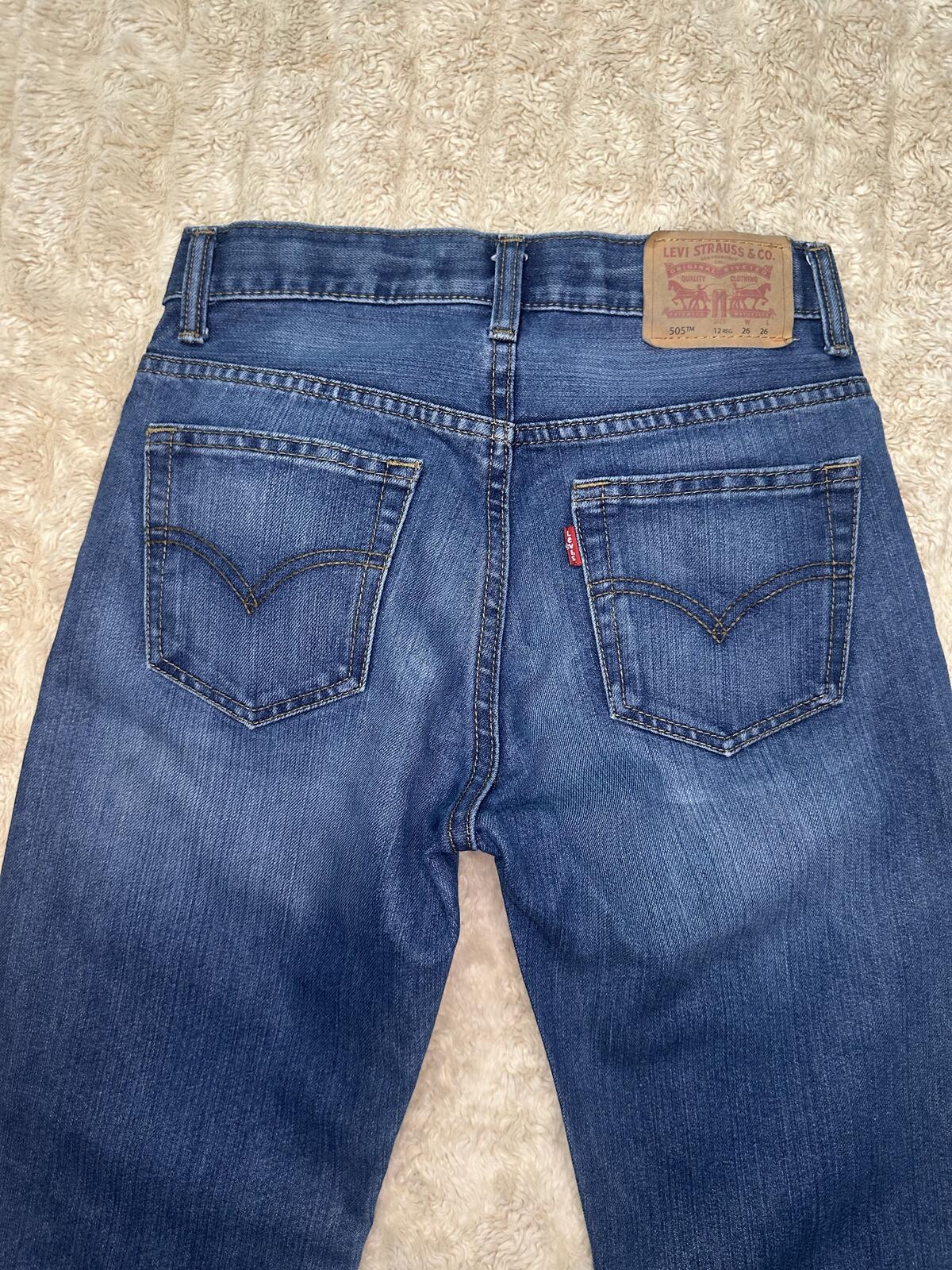 Levi's 505 Regular denim jeans Size 26x26/12 Reg medium wash straight leg unisex