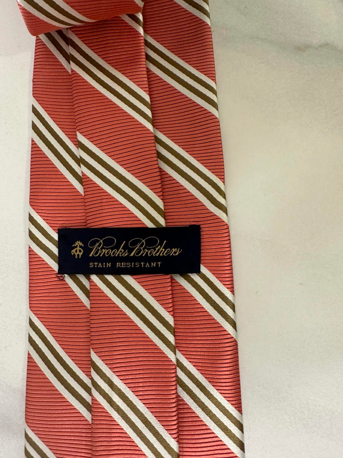 Brooks Brothers classic corpcore coral/white/gold diagonal striped silk necktie