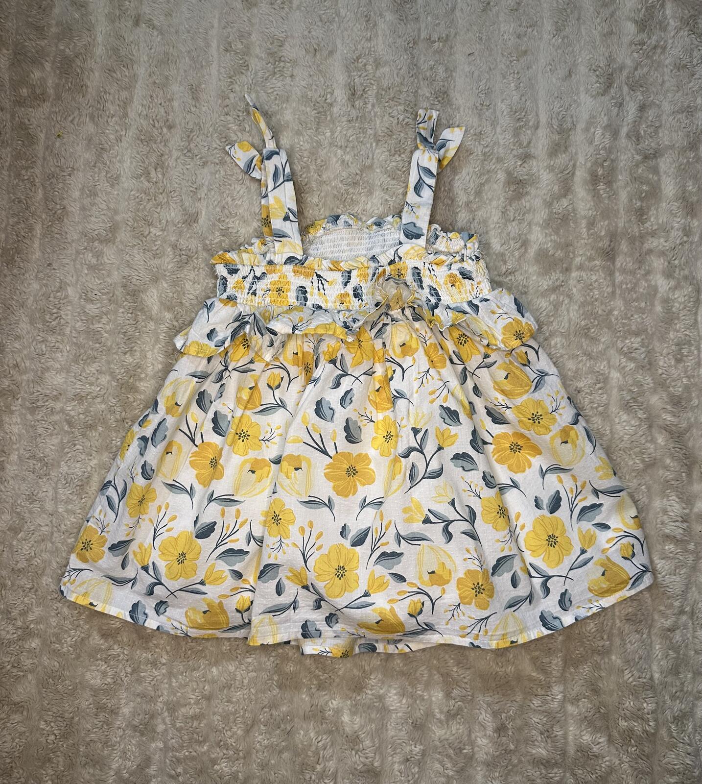 Cupcakes and Cashmere yellow/white floral tie straps smocked cotton sundress 18M
