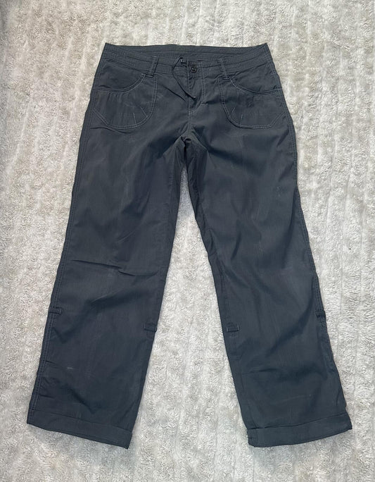 Kuhl Born In The Mountains grey hiking capri pants Size 12 Short gorpcore