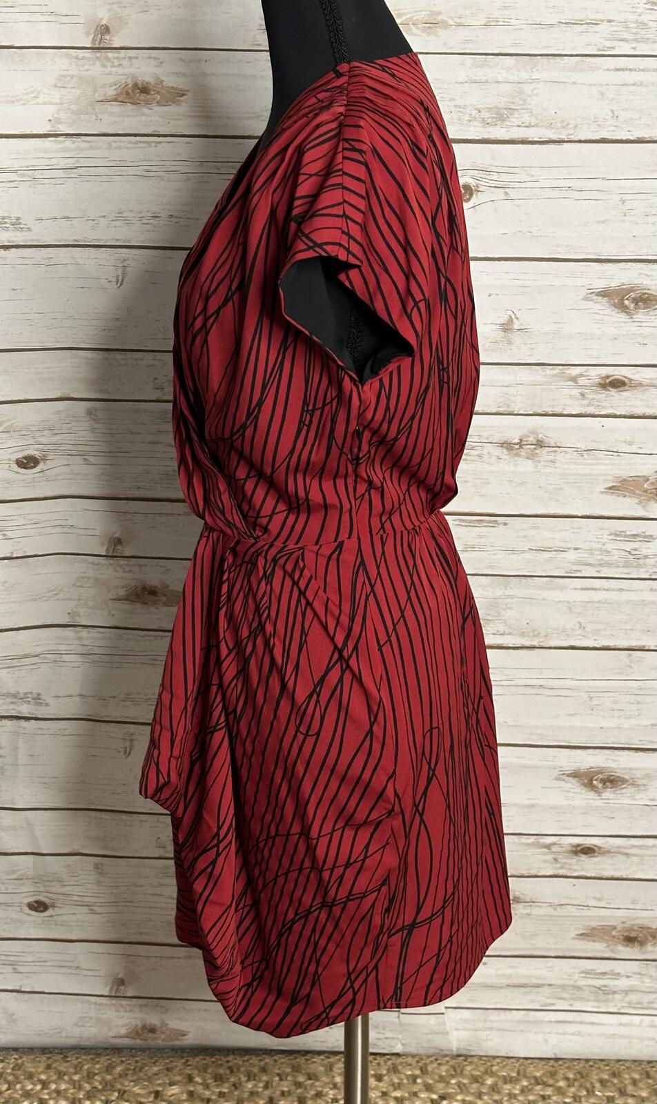 W118 by Walter Baker wrap-style cocktail dress Small red black abstract striped