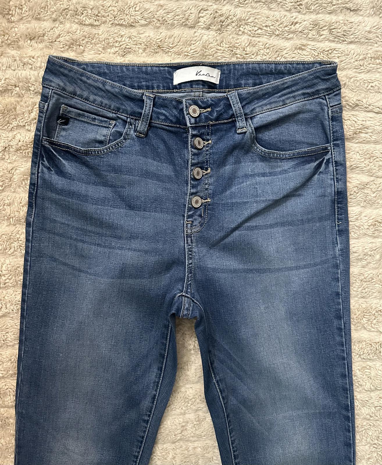 KanCan medium wash high-rise button fly cropped jeans Size 31