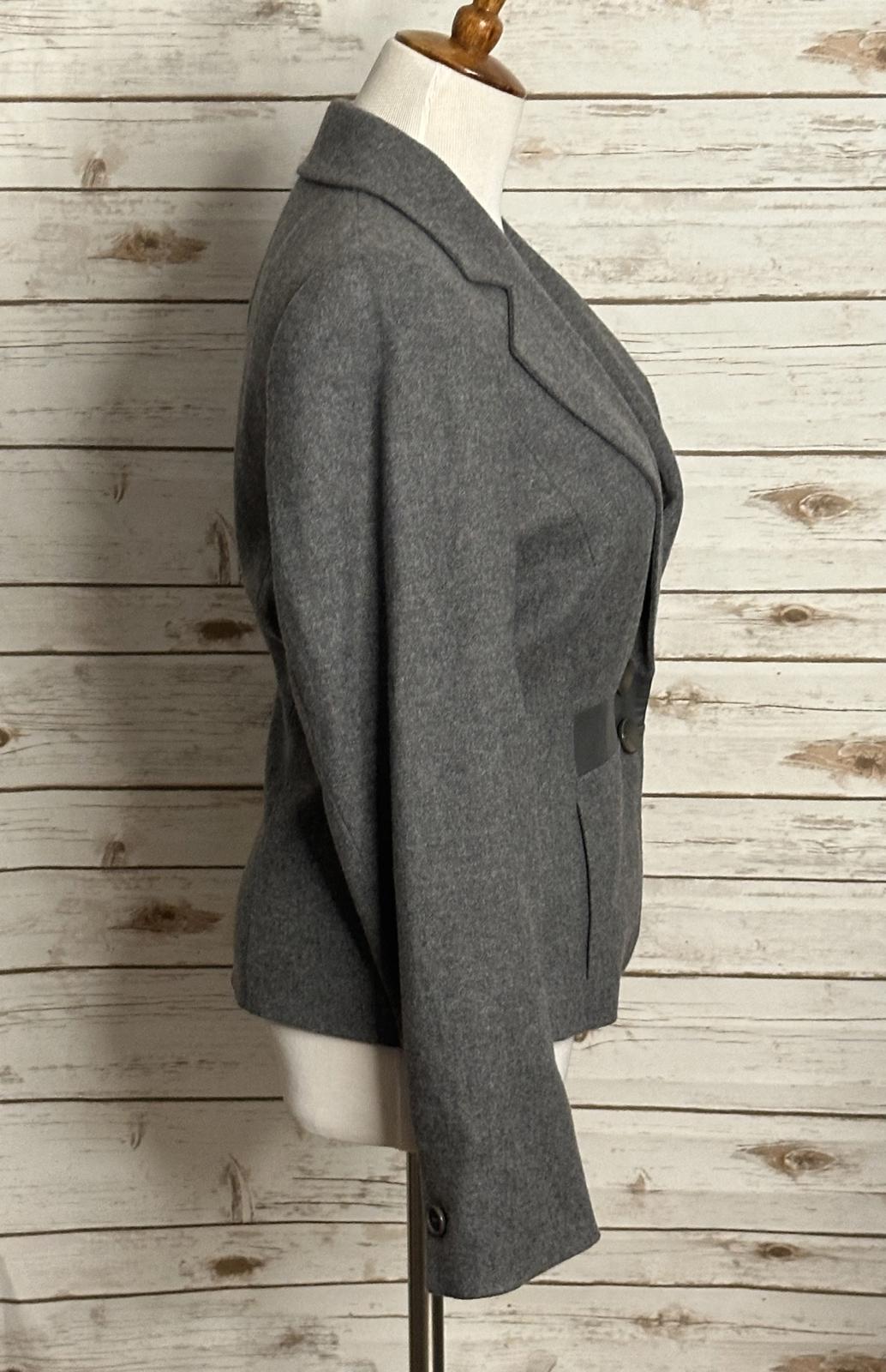 Worth New York classic corpcore grey wool-blend single-breasted blazer Size 10