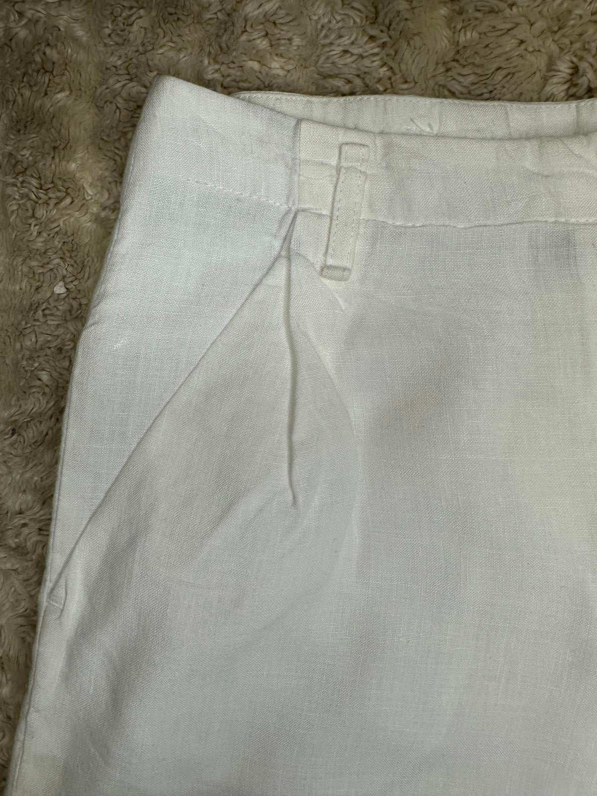 LOFT classic white linen mid-rise casual shorts Size 2