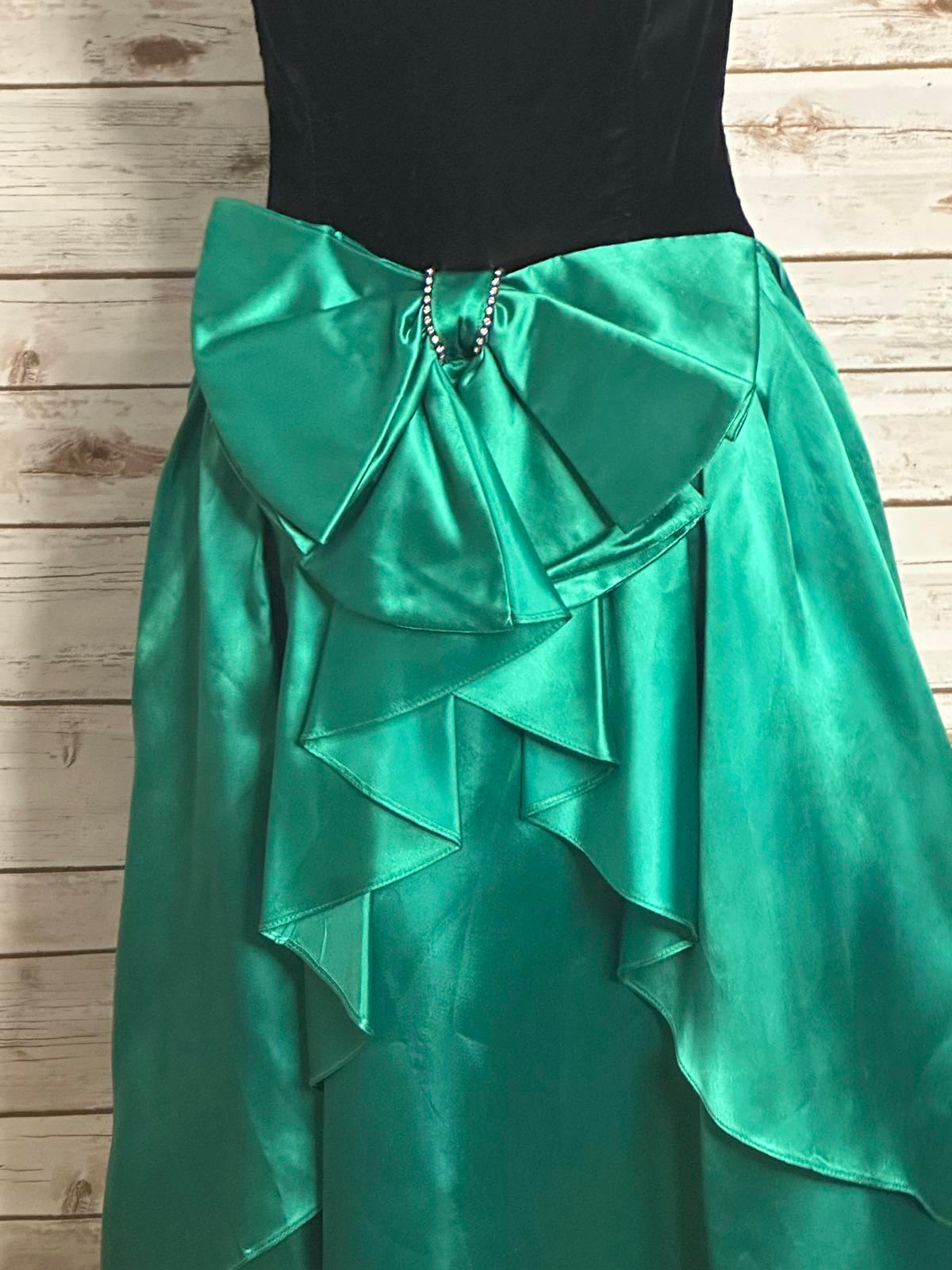Vintage Gunne Sax black/green velvet and satin midi party dress Size 9