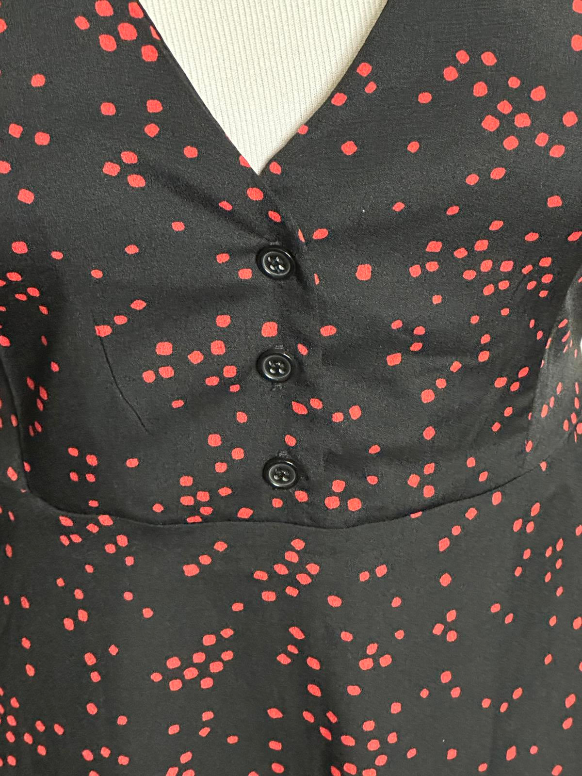 Nasty Gal romantic black/red polka dot V-neck short sleeve midi dress Size 8