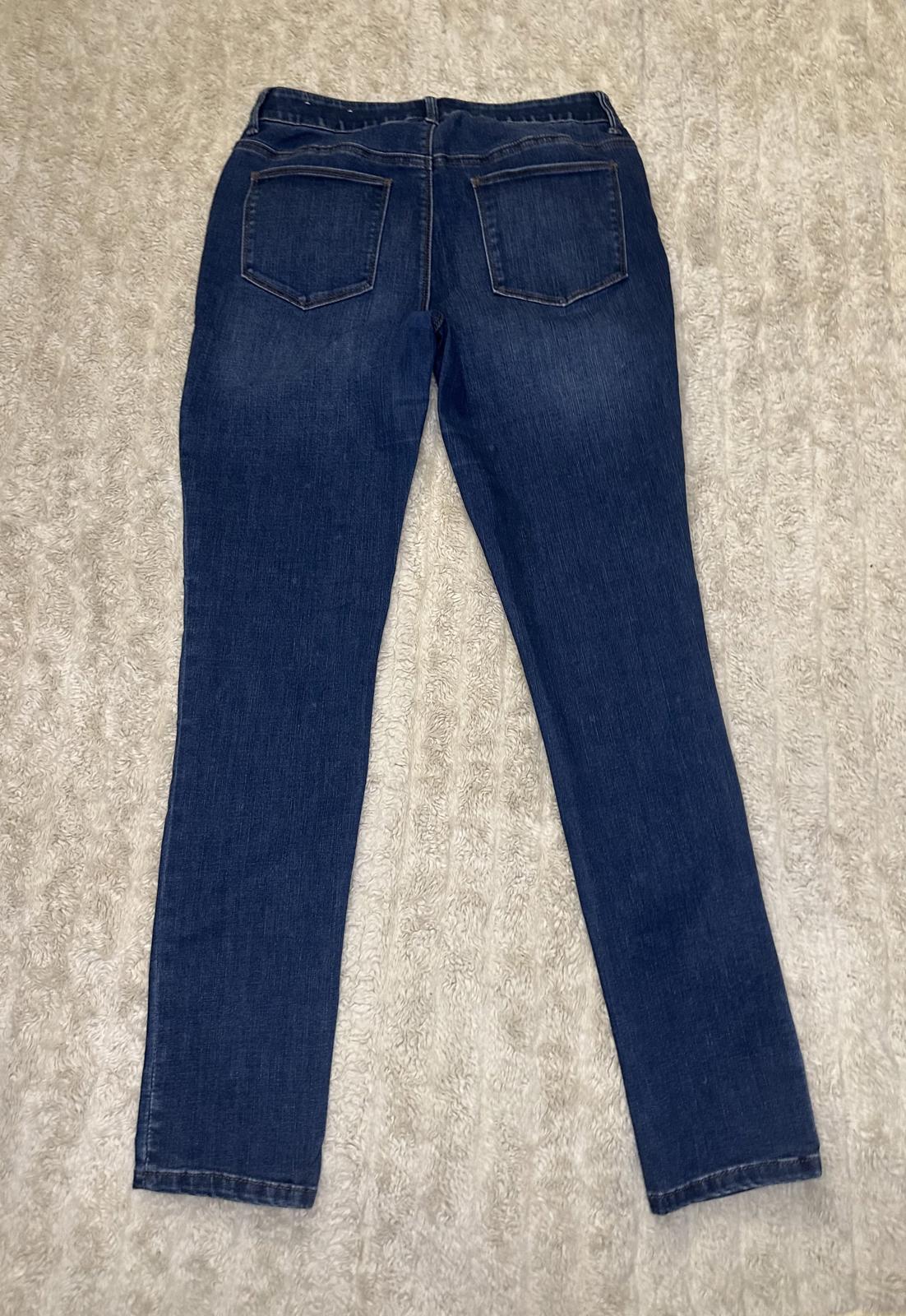 Chico's medium wash floral decorative beading denim skinny jeans Size 0.5R/6R