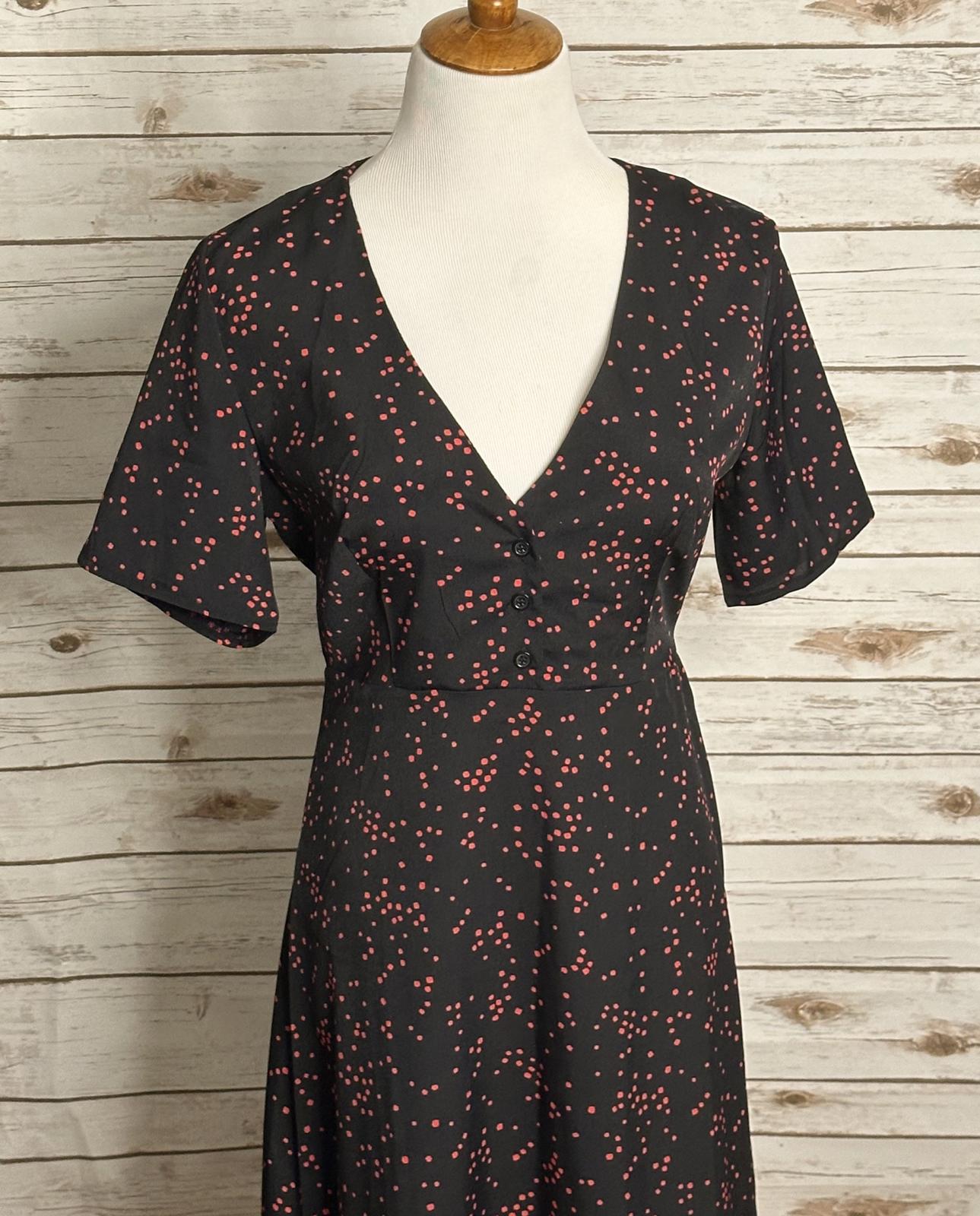 Nasty Gal romantic black/red polka dot V-neck short sleeve midi dress Size 8