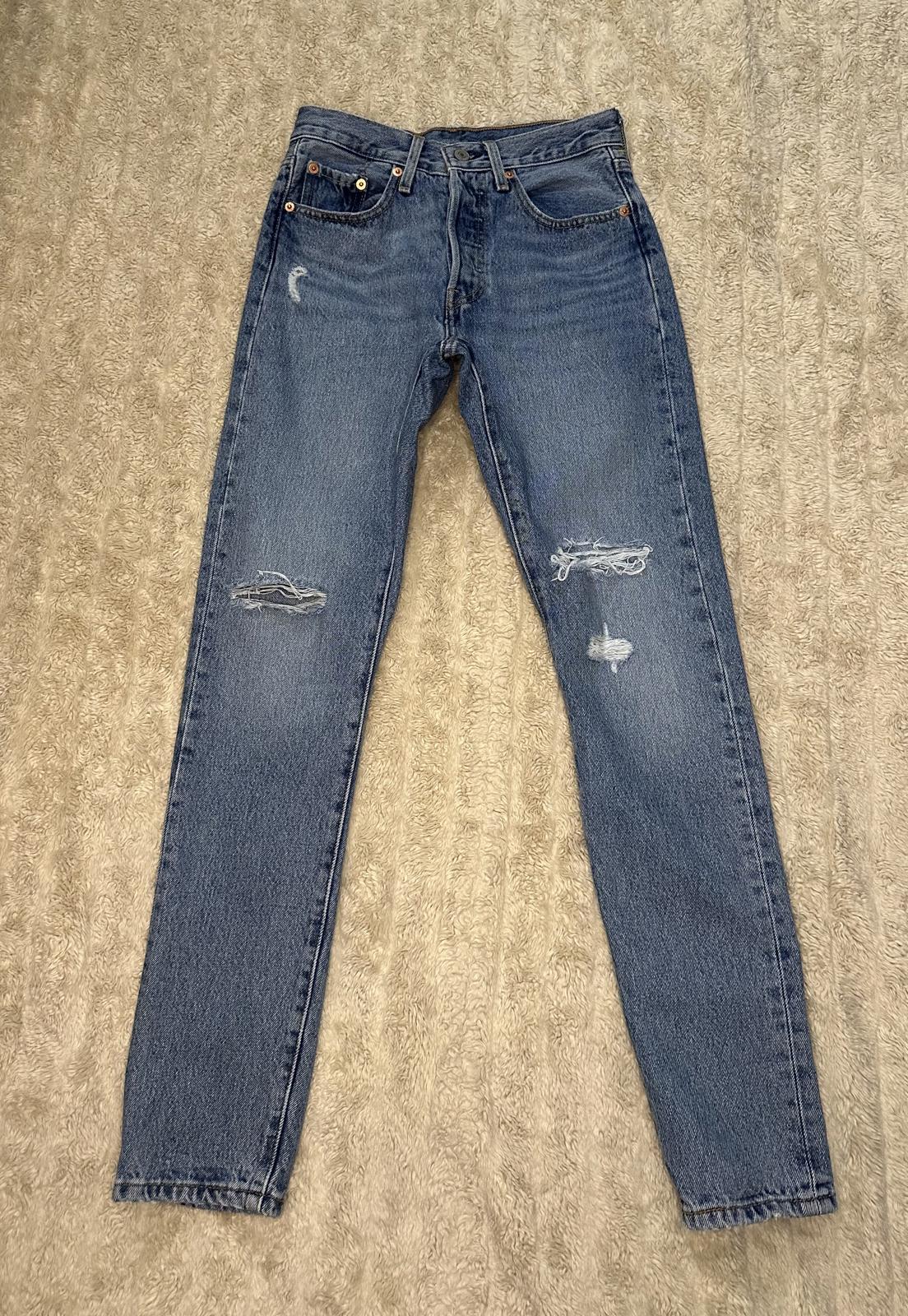 Levi's 501S Skinny distressed medium wash button-fly denim jeans Size 24x30