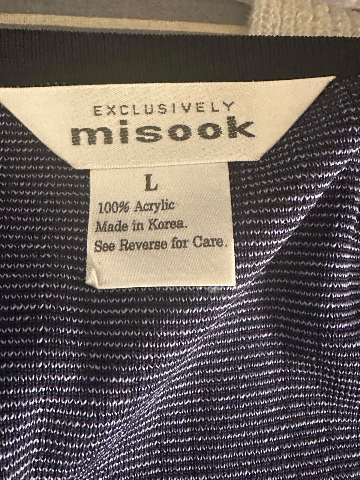 Exclusively Misook V-neck striped open cardigan Size Large
