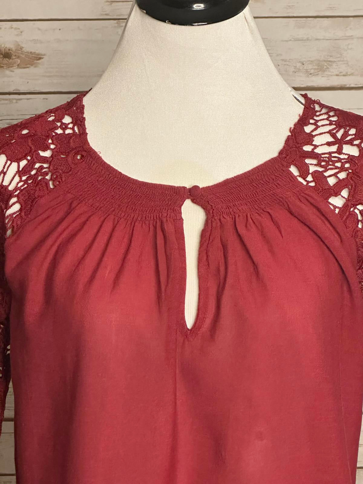 Sanctuary Gwen boho burgundy floral lace eyelet peplum peasant shirt Size S