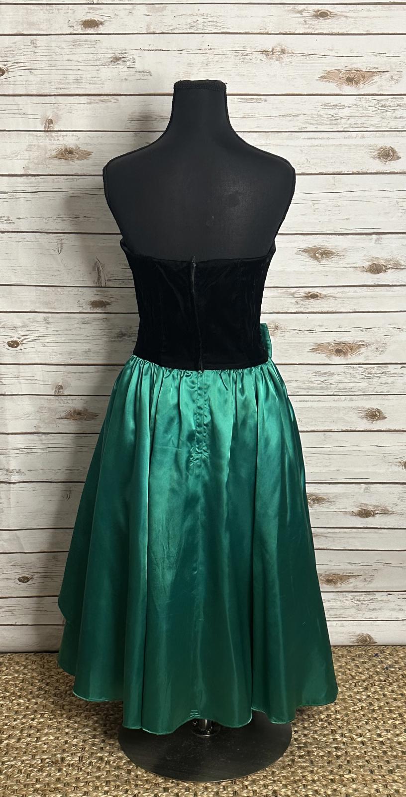Vintage Gunne Sax black/green velvet and satin midi party dress Size 9