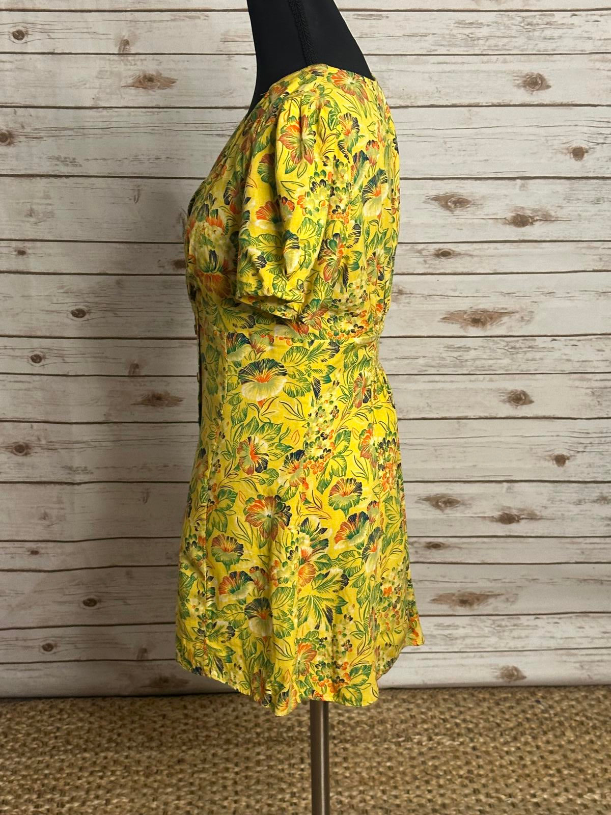 Urban Outfitter Bettie twist front floral linen-blend mini dress Size Medium