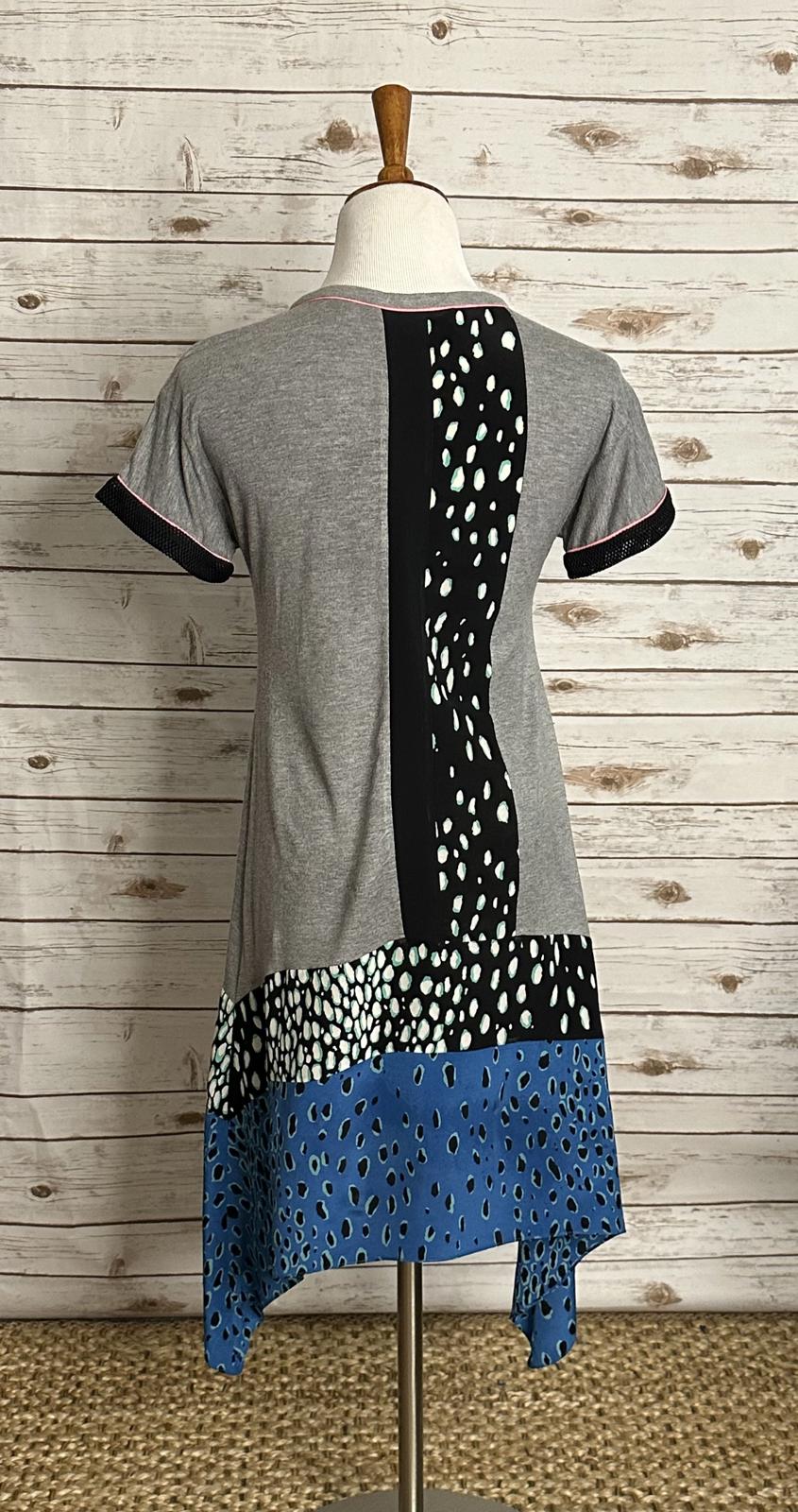 Elizabeth & James grey multi-textured patchwork silk/jersey dress Size Small