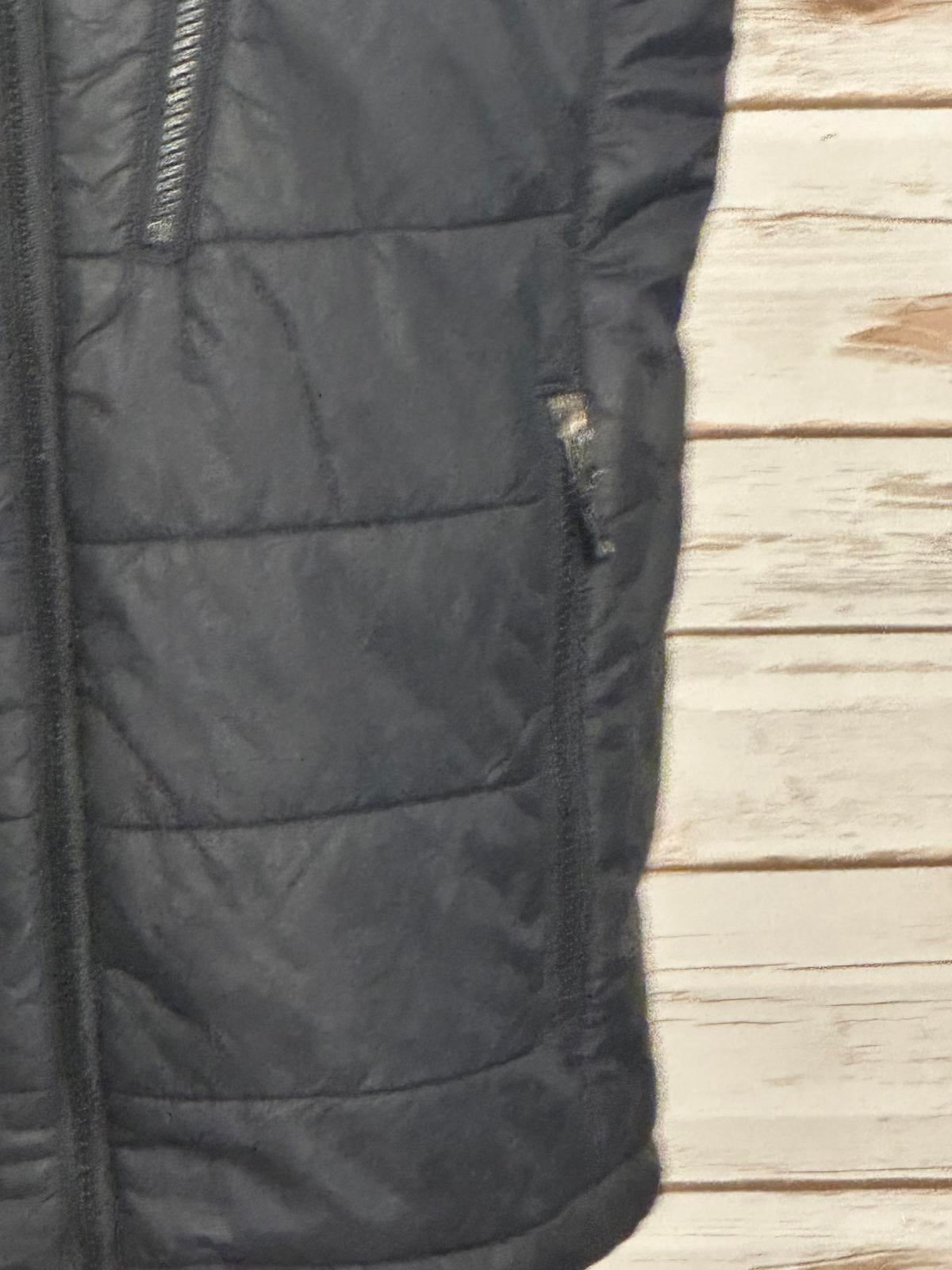 Marmot gorpcore black insulated puffer vest Size Small