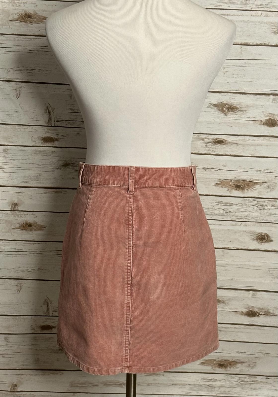 Roxy dusty rose classic casual corduroy A-line mini skirt Size Medium/10