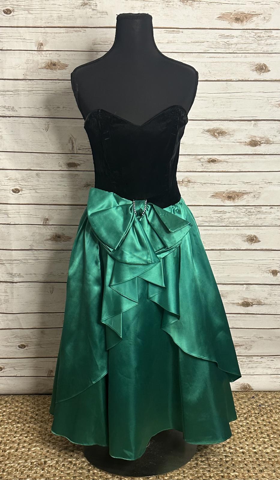 Vintage Gunne Sax black/green velvet and satin midi party dress Size 9