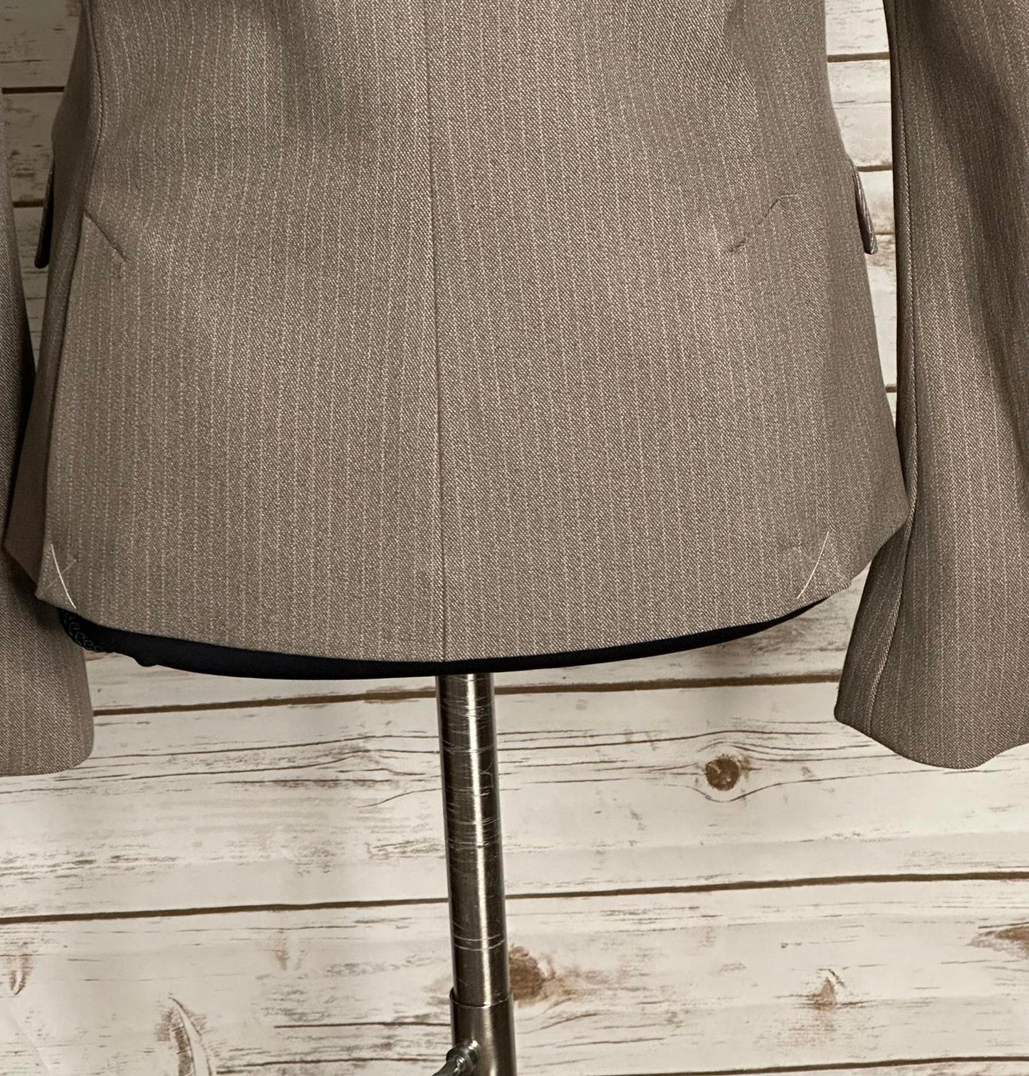 Express Studio Stretch classic corpcore pinstriped single-breasted blazer Size 6