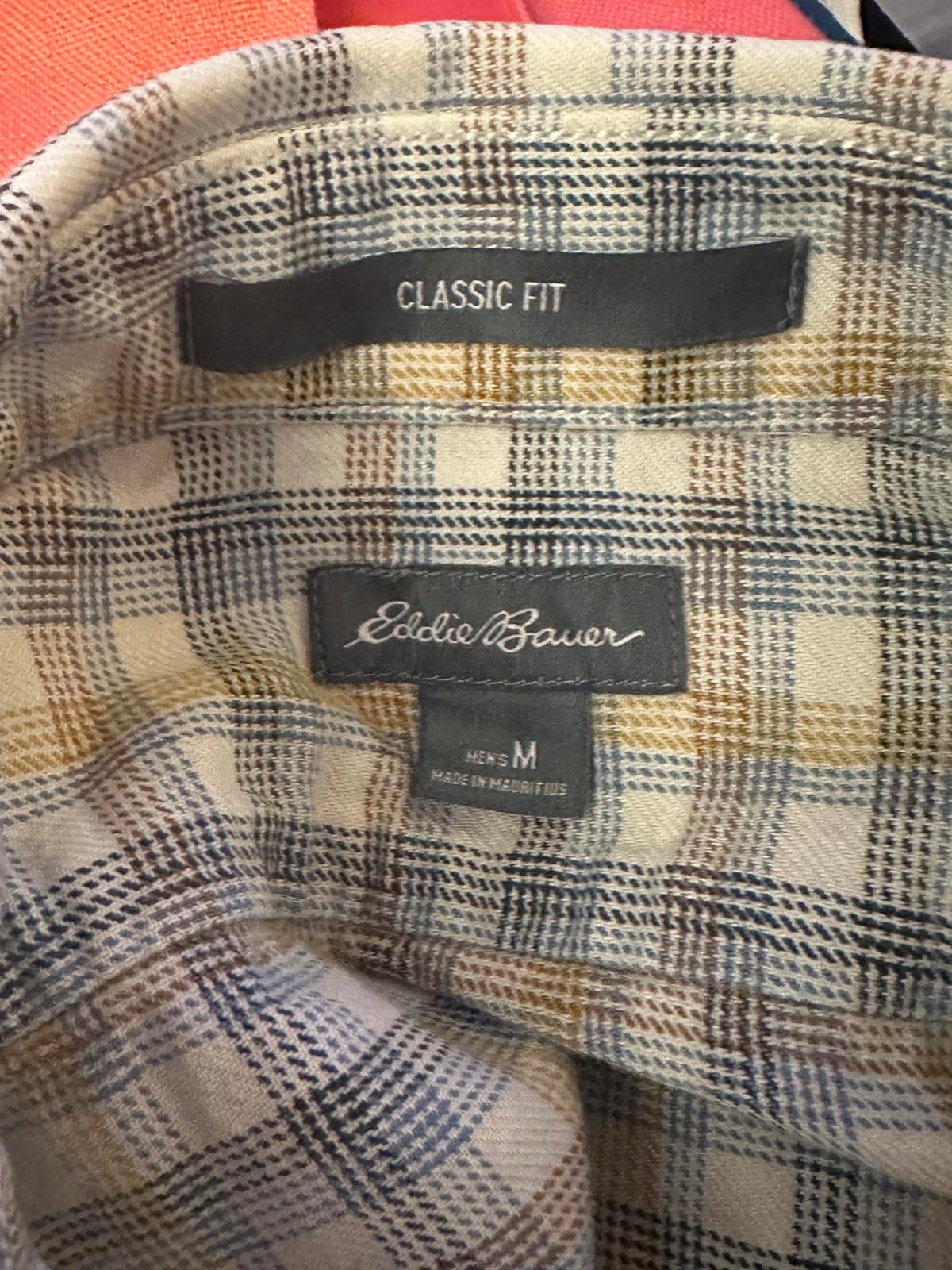 Eddie Bauer Classic Fit cotton plaid pearl snap button-up shirt Size Medium