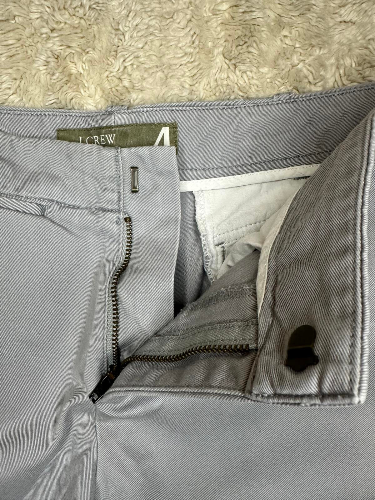 J. Crew light grey classic casual Chino cotton shorts Size 4