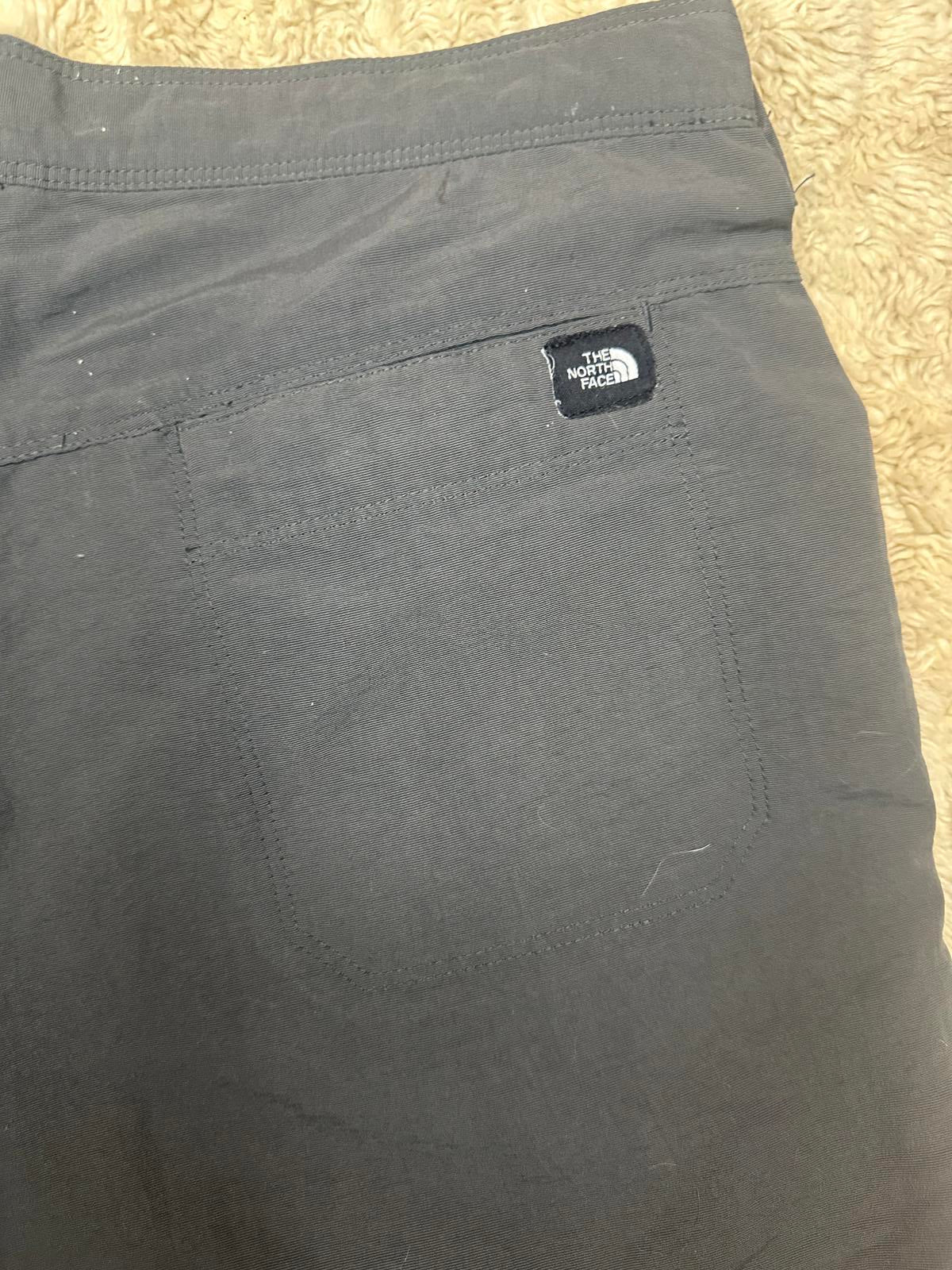 The North Face grey gorpcore nylon utility shorts Size 6